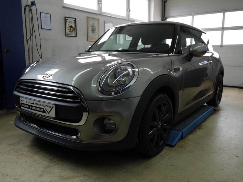 MINI Mini One NAVI-SHZ-17ZOLL,incl.1J.GARANTIE