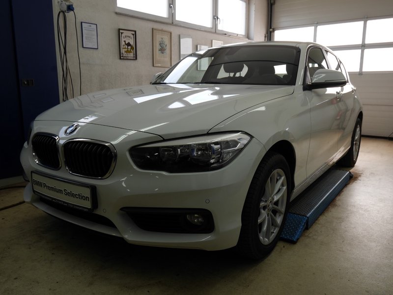 BMW 118d Advantage NAVI,SHZ;PDC,TEMPO,incl.1J.GARANTIE