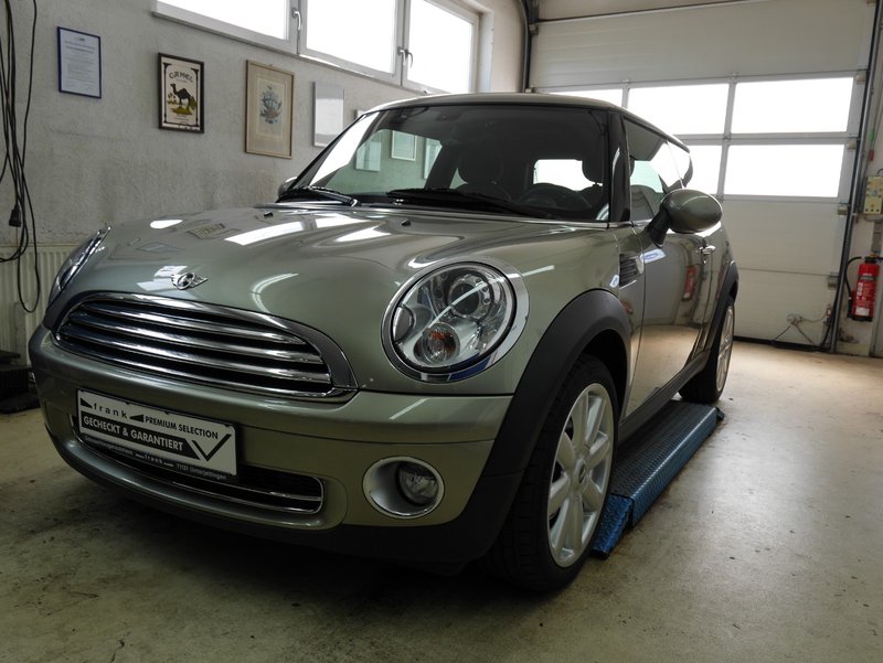 MINI Mini Cooper sehr gepflegt,XENON,PANORAMA,CHILLI 1J.GARANTIE