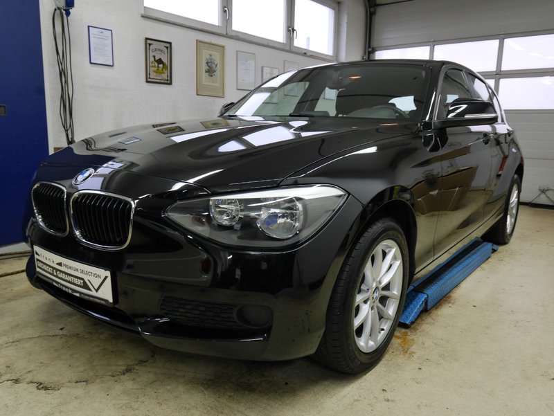 BMW 116i Aut. 1,6 136PS,NAVI,PDC,SHZ,incl.1J.GARANTIE