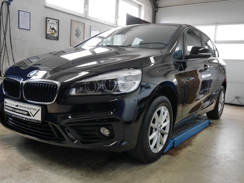 BMW 218d Active Tourer LED,SHZ,PDC,NAVI,incl.1J.GARANTIE