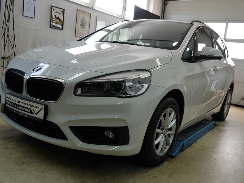BMW 218 d Advantage Sportsitze,LED,SHZ,PDC,1J.GARANTIE