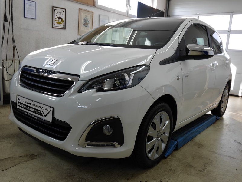 Peugeot 108 Style 1,0 VTI sehr gepflegt
