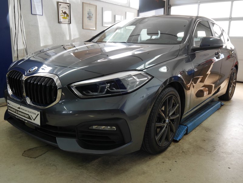BMW 118 i Advantage NAVI,KAMERA,17ZOLL,LED,COMFORT
