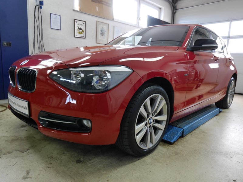 BMW 116i Aut. Sport Line, incl. 1 J.GARANTIE 17 ZOLL, SHZ, PDC
