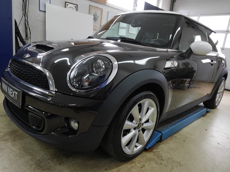 MINI Mini Cooper S PANO,NAVI,incl.1J.GARANTIE