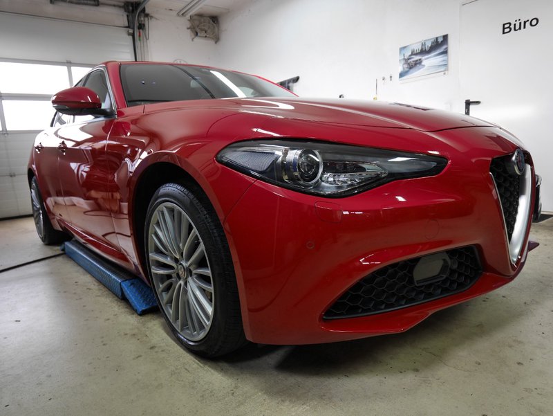Alfa Romeo Giulia ALFA ROSSO Veloce, Performance Paket, incl.1J.GARANTIE