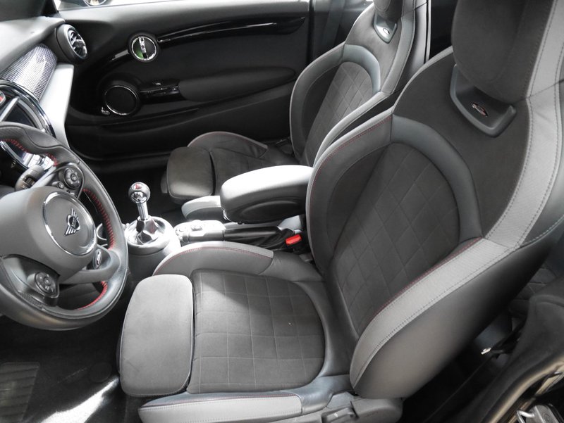 MINI Mini JCW Cabrio Black Line Sportsitze 18ZOLL 1J.Garantie