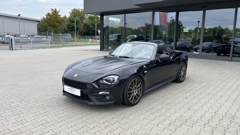 Abarth 124 Spider LED, Klima, DAB, Bose