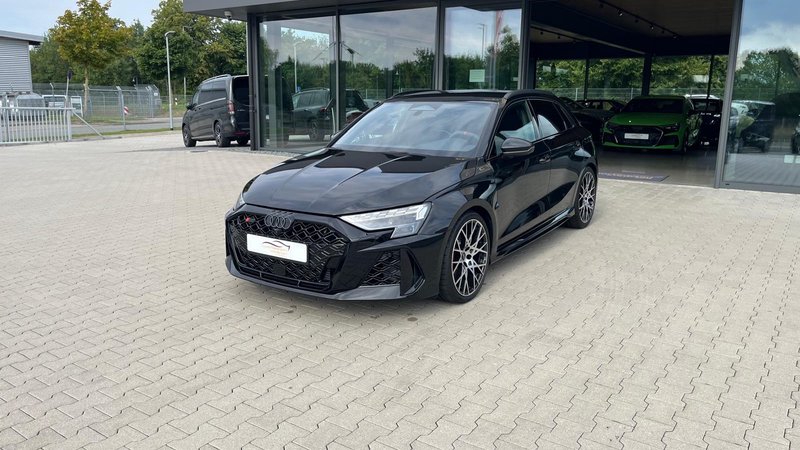 Audi RS 3 Sportback Schalensitze , Sonos, Sport AGA