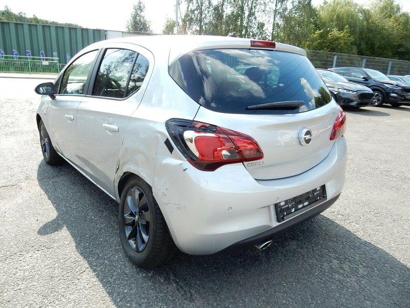 Opel Corsa used buy in Hamburg Price 6500 eur - Int.Nr.: 8016 SOLD