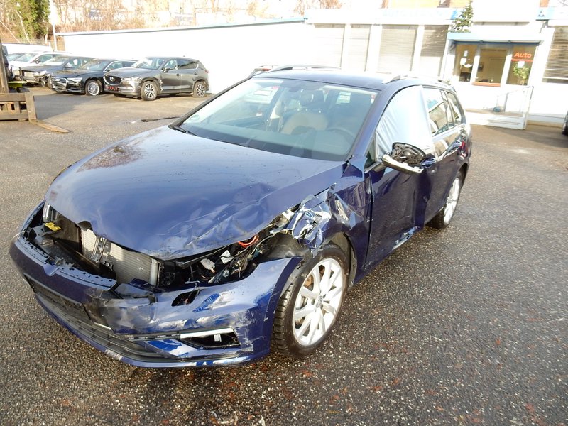 Volkswagen Golf VII Variant 1.5 TSI Highline BMT/Start-Stopp DSG R-Line
