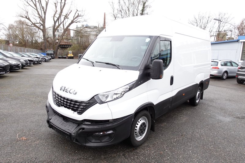 Iveco Daily 35 S 160 medium Klimaautom. PDC.
