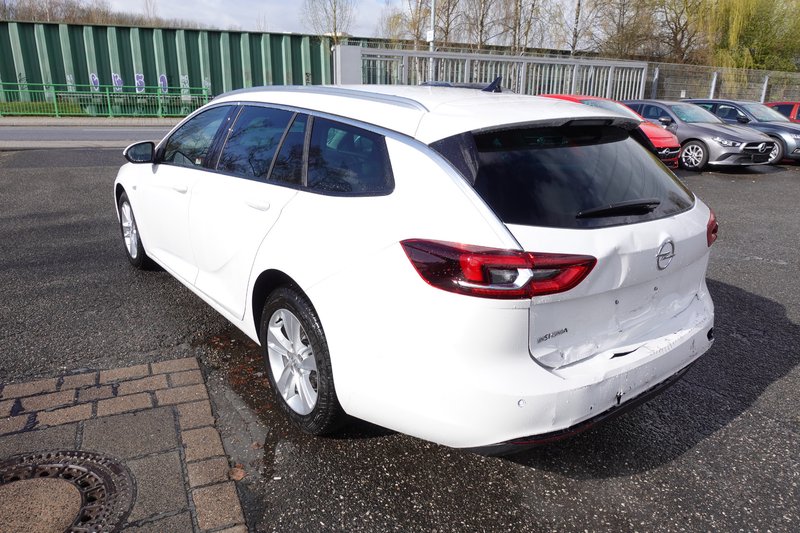 Opel Insignia B Sports Tourer 1.5 T Autom. Innovation used buy in Hamburg  Price 16800 eur - Int.Nr.: 18497 SOLD