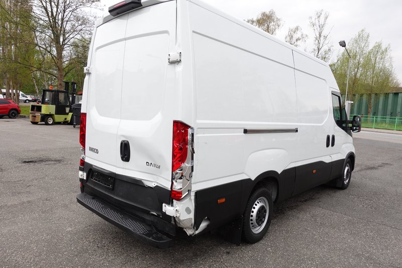 Iveco Daily 35 S 160 medium Klimaautom. PDC.