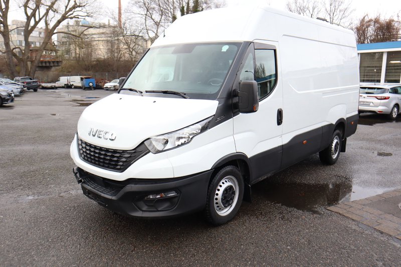 Iveco Daily Kasten HKa 35 S 160 V Radstand 3520 L Klimaautom.