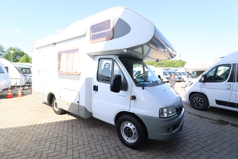 Knaus Sun Traveller 600 2.8 JTD DPF Luftfederung AHK Solar SAT+TV