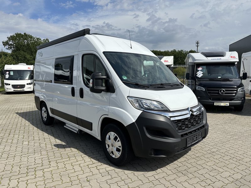 Roadcar R540 AHK Solar Navi Kamera Markise