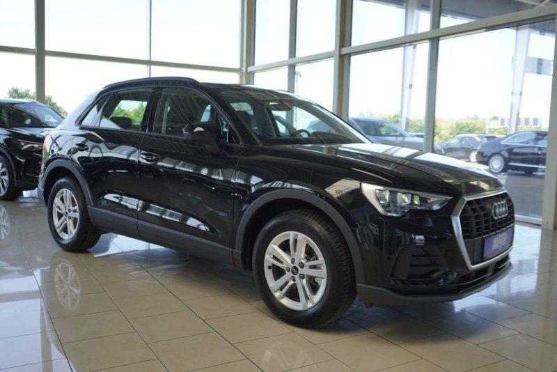 Audi Q3 35TFSI S-tronic 4*J.Gar/LED/Temp/Sitzhz/2-Z.Klimaaut.  **