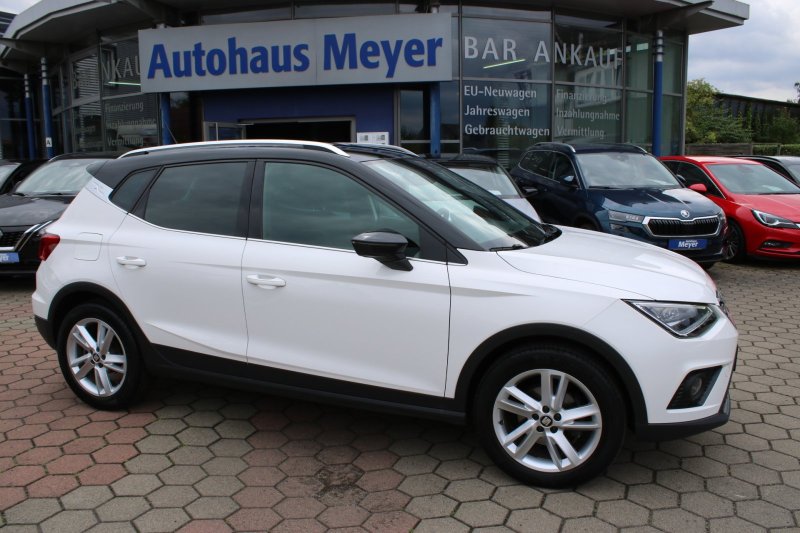 SEAT Arona 1.0 TSI DSG FR Navi/LED/Sitzh./Temp.