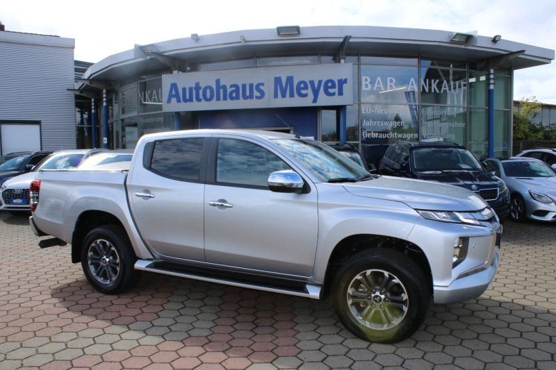 Mitsubishi L 200 4x4 2,2 DI-D Select DoKa/Navi/LED/DAB/Ahk/