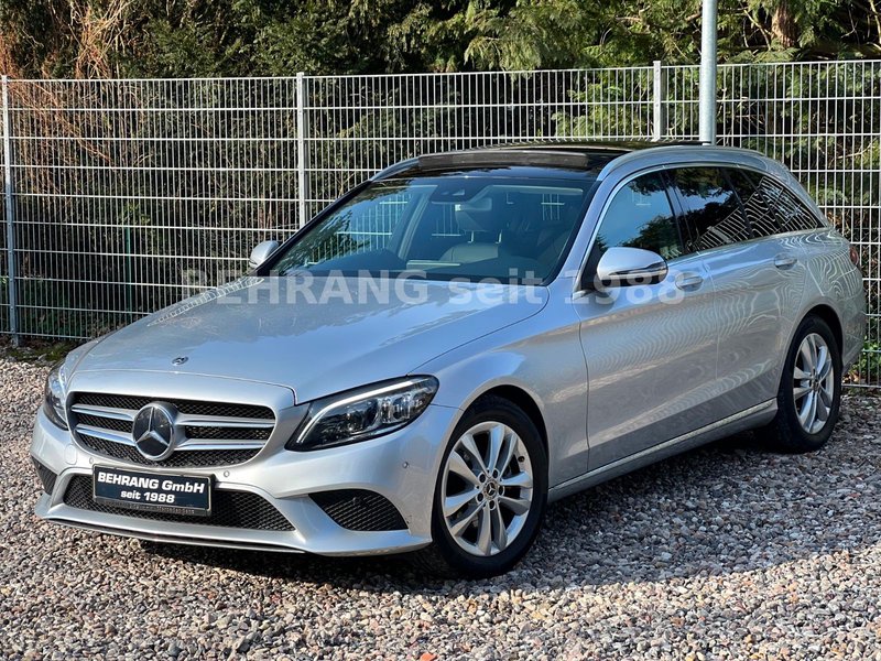 Mercedes-Benz C 220 CdT AVANTGARDE KAMERA PANO LED MOD2019
