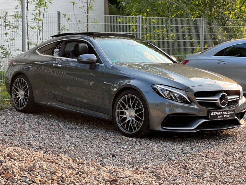 Mercedes-Benz C63 AMG Coupé*PANO*DISTRO*MEMORY*KLAPPENAUSPUFF