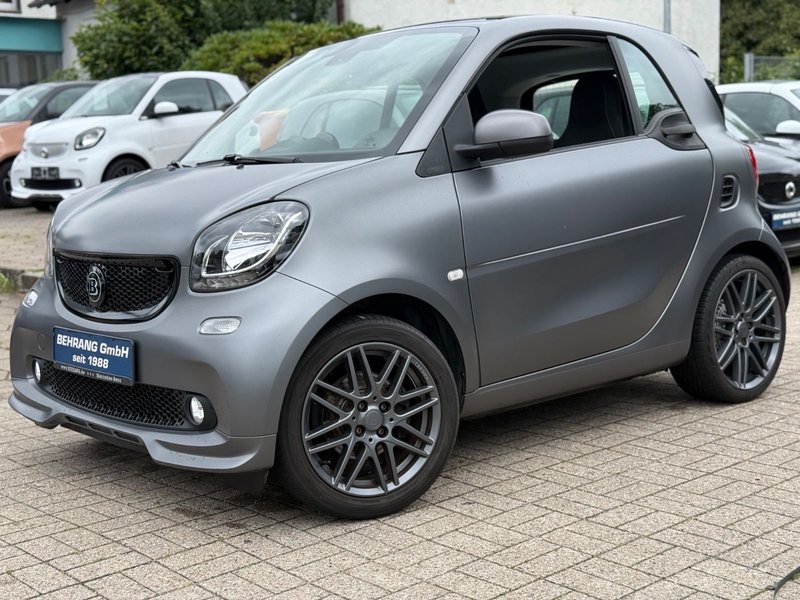 Smart ForTwo BRABUS*JBL*PANORAMA*KAMERA*NAVI*AMBIENTE*