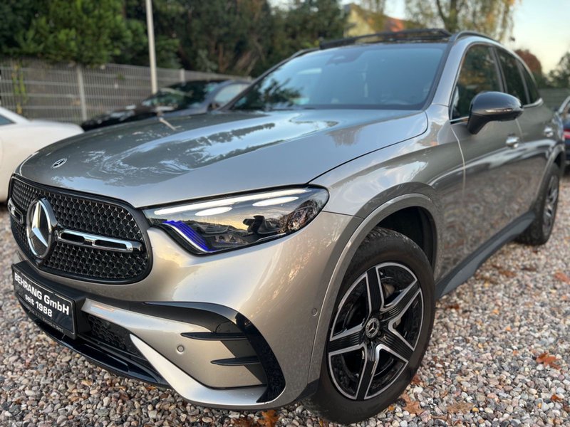 Mercedes-Benz GLC300e 4MATIC*AMG-LINE*PANORAMA*360°KAMERA*W254