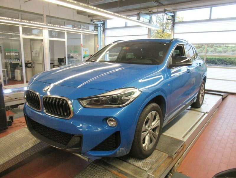 BMW X2 xDrive25d Sport-Aut///M SPORT/KAMERA/PANORAMA