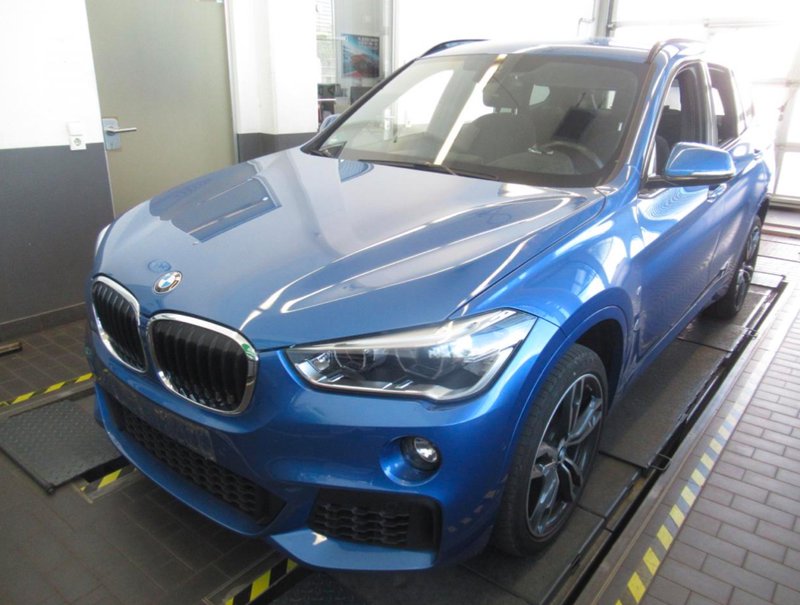 BMW X1 sDrive20i Aut.///M SPORT/ HARMAN/KAMERA/ALARM/