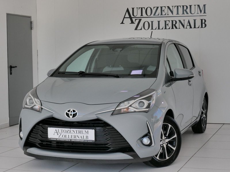 Toyota Yaris 1,5-Dual-VVT-iE Team D *1.HAND*NAVI*KAMERA