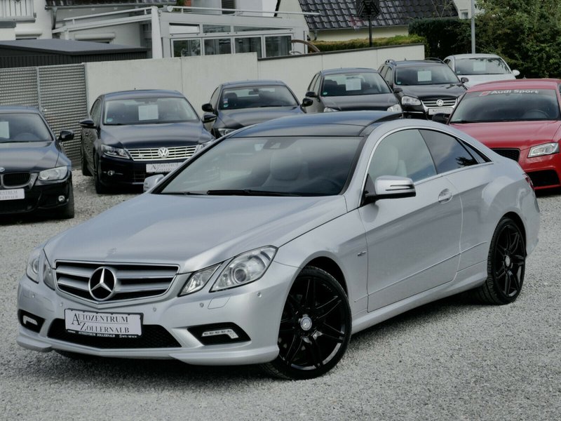 Mercedes-Benz E 350 Coupé AMG-Line *100%VOLL*H&K*DAB*PANORAMA*