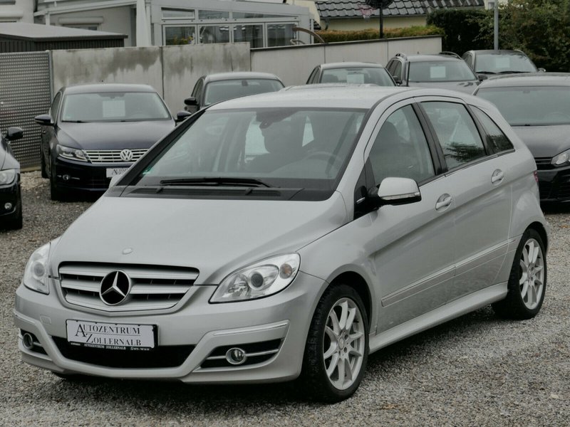 Mercedes-Benz B 170 Sport-Paket *ALU*SHZ*WENIG KM*TOP ZUSTAND*