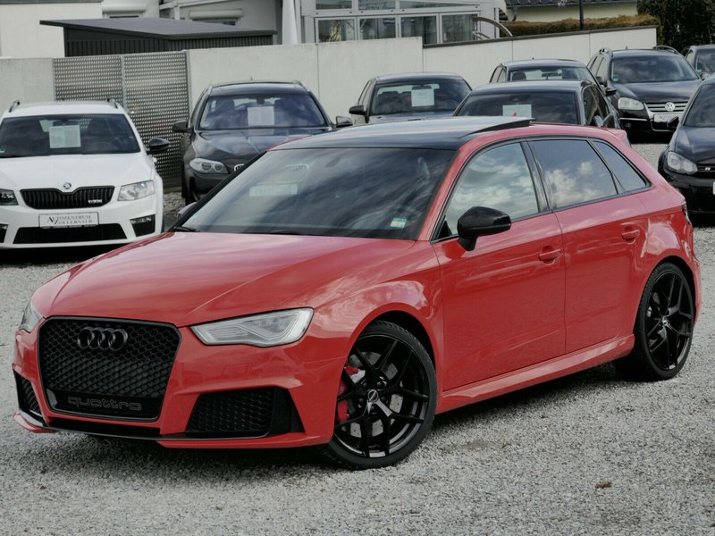Audi RS3 Sportback *RS-SITZE*PANOR.*KEYLESS*B&O*SAGA*