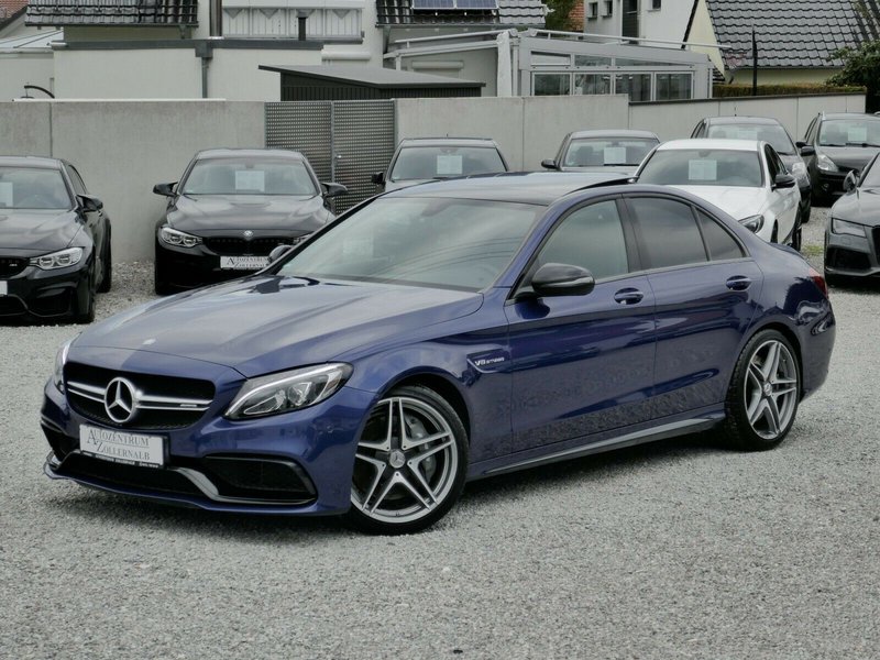 Mercedes-Benz C 63 AMG *635PS*BURMESTER*PANORAMA*WENIG KM*NAVI