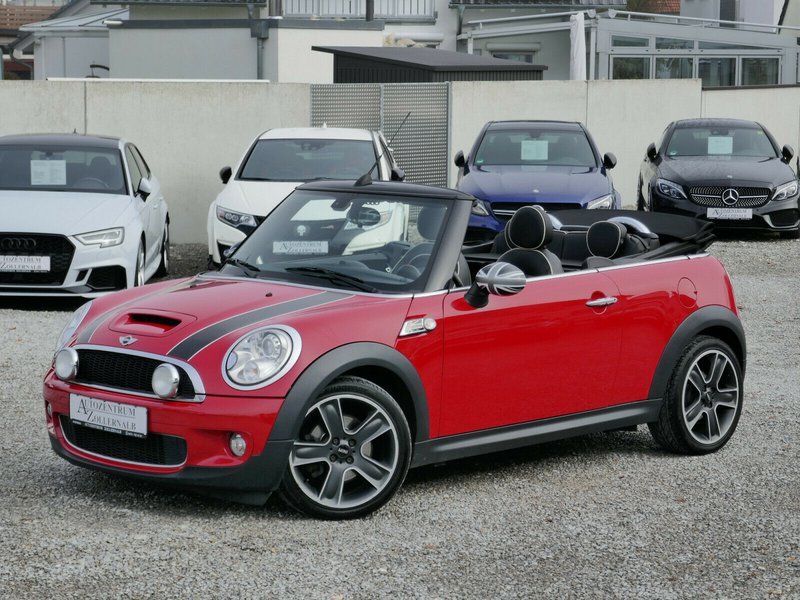 MINI Cooper S Cabrio Automatik *NAVI*HIFI*LEDER*SHZ*