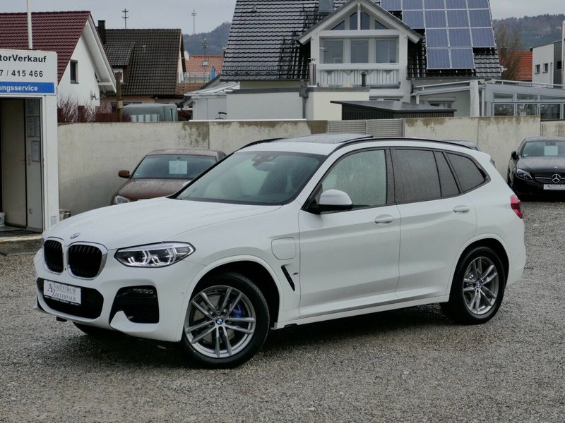 BMW X3 xDrive30e M-Sport *HUD*360°*HIFI*PANO*LED*AHK