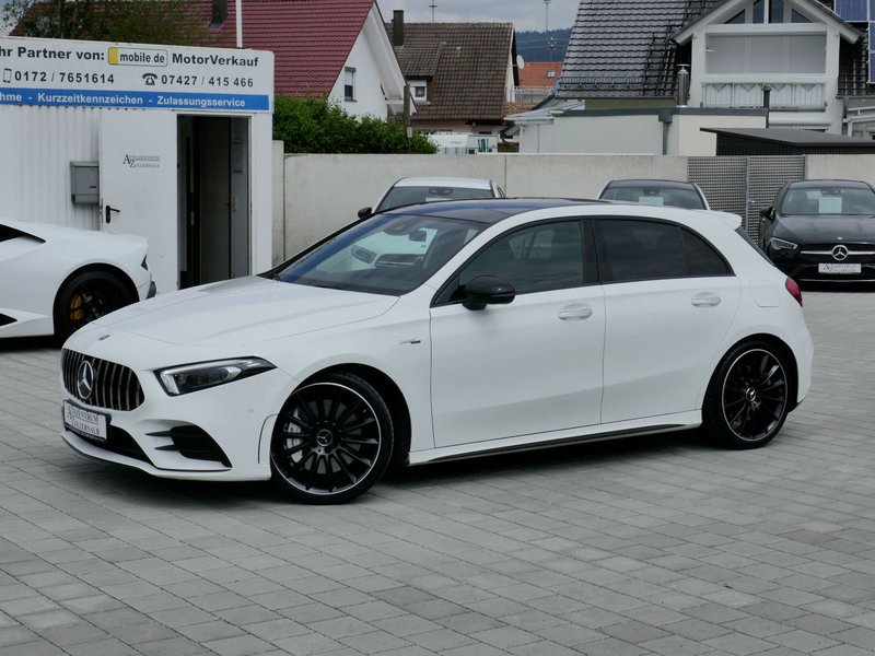 Mercedes-Benz A 35 AMG 4M. *MULTIBEAM*NIGHT*PANORAMA*AMBIENTE*