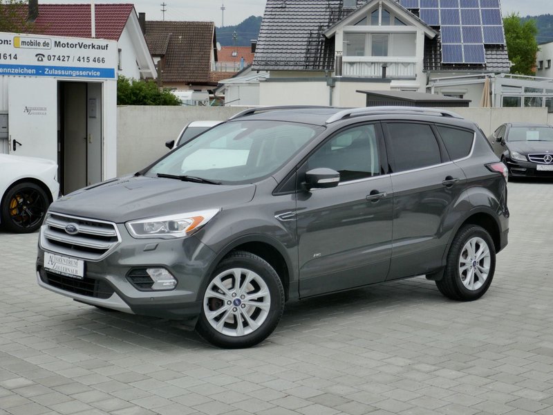 Ford Kuga 2.0 TDCi PowerShift 4x4 Titanium *STDHZG.*