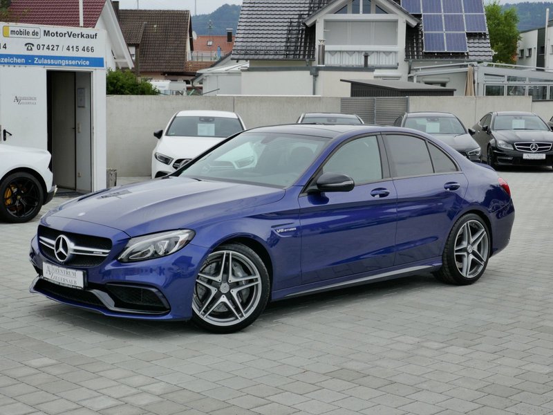 Mercedes-Benz C 63 AMG *BURMESTER*NIGHT*PANORAMA*AMBIENTE-LED*