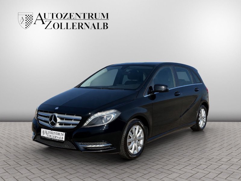 Mercedes-Benz B 180 *1.HAND*BI-XENON*AHK*CHROM*GUTER ZUSTAND*