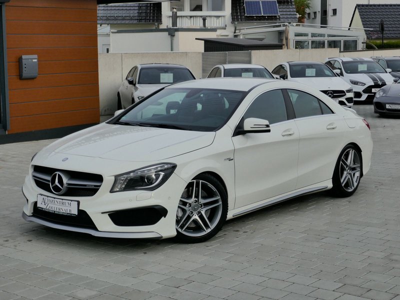 Mercedes-Benz CLA 45 AMG 4M. *DESIGNO*DINAMICA*TOP ZUSTAND*