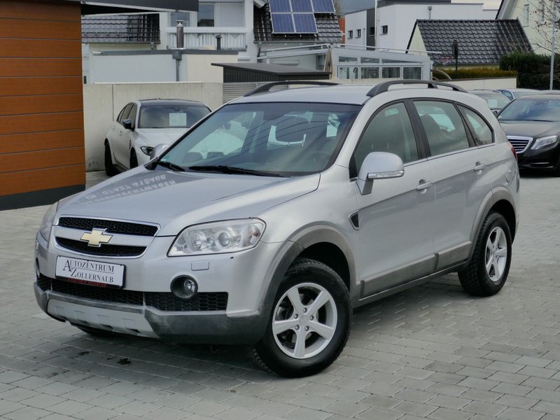 Chevrolet Captiva 2.0 d DPF 4WD *7-SITZER*AUTOMATIK*LEDER*