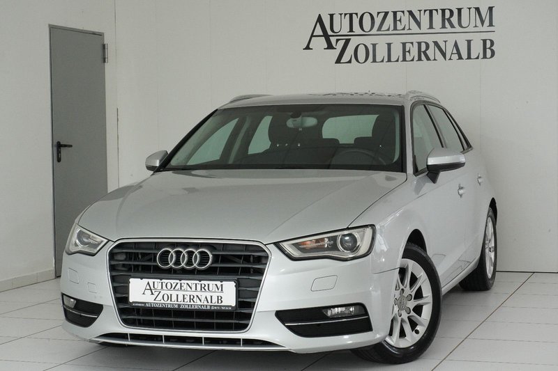 Audi A3 Sportback 2.0 TDI (clean diesel) *1.HAND*NAVI