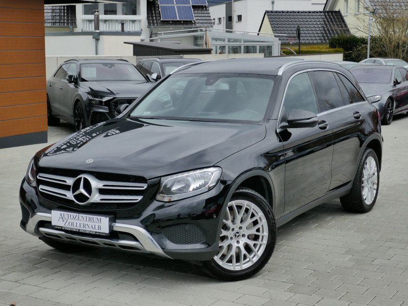 Mercedes-Benz GLC 250 d 4Matic 9G-TRONIC *1.HAND*PANORAMA*AHK*