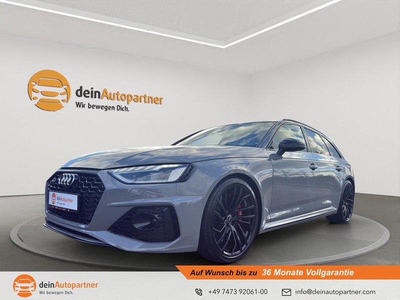 Audi RS 4 Avant /MASSAGE/20"/RFK/SPUR/BLACK PANO MTRX quattro