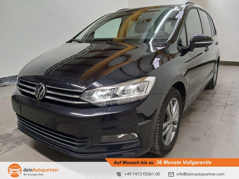 Volkswagen Touran 1,5 TSI Comf.Line 7 Sitze/STANDHZ/PANO/RFK