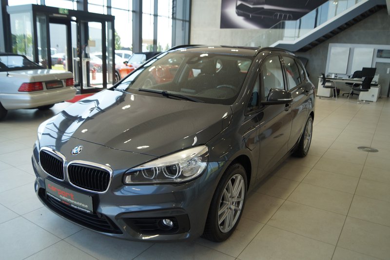 BMW 225 Active Tourer xe eDRIVE AUT LED NAVI PDC SHZ