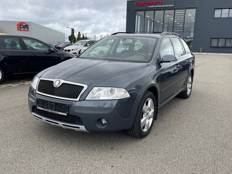 Skoda Octavia Combi Scout 4X4 AHK PDC SHZ KLIMA